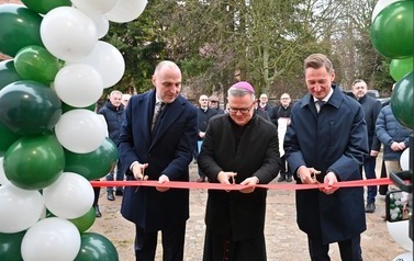 Otwarcie nowej siedziby Sp&oacute;łdzielni Socjalnej w Rodzinie w Korytowie 28