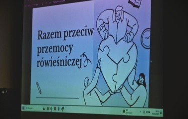 "Razem przeciw przemocy r&oacute;wieśniczej" 27