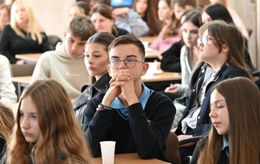 "Razem przeciw przemocy r&oacute;wieśniczej" 35