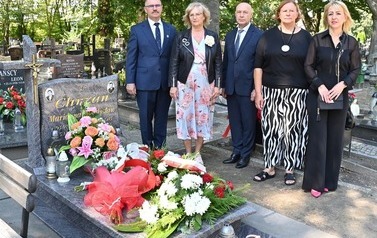 Wsp&oacute;lna pamięć, wsp&oacute;lny obowiązek 1