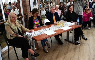 Alicja Cebula z Myśliborza z Grand Prix przeglądu muzycznego 24