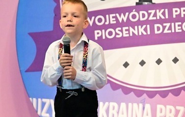 Alicja Cebula z Myśliborza z Grand Prix przeglądu muzycznego 32