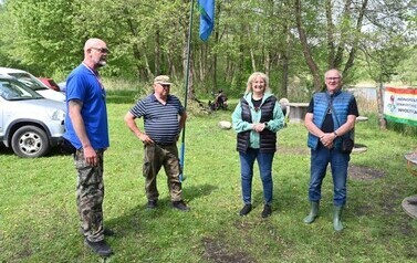 Wędkarska rywalizacja nad jeziorem Rajsko 7