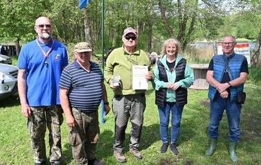 Wędkarska rywalizacja nad jeziorem Rajsko 10