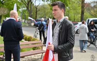 "WYWIEŚ FLAGĘ" 7