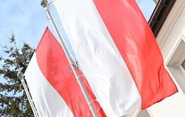 "WYWIEŚ FLAGĘ" 13