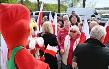 "WYWIEŚ FLAGĘ" 14