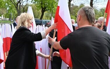 "WYWIEŚ FLAGĘ" 15