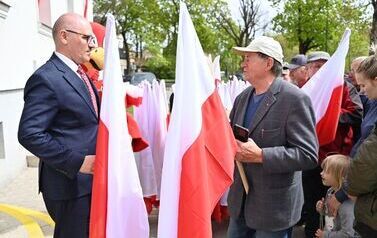 "WYWIEŚ FLAGĘ" 17