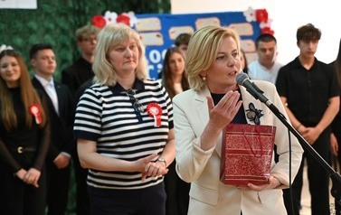 &bdquo;Nie rzucim ziemi, skąd nasz r&oacute;d&hellip;&rdquo; 3