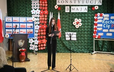 &bdquo;Nie rzucim ziemi, skąd nasz r&oacute;d&hellip;&rdquo; 12
