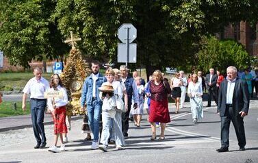 DOŻYNKI GMINNE W BIERZWNIKU 54