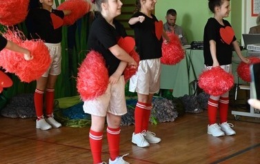 "Aktywizacja uczni&oacute;w niepełnosprawnych intelektualnie na gruncie artystycznym i sportowym"  20