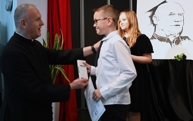 Konkurs recytatorski 9