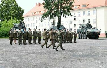 Nowy dow&oacute;dca Choszczeńskiego Dywizjonu Artylerii Samobieżnej  4