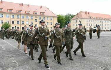Nowy dow&oacute;dca Choszczeńskiego Dywizjonu Artylerii Samobieżnej  20