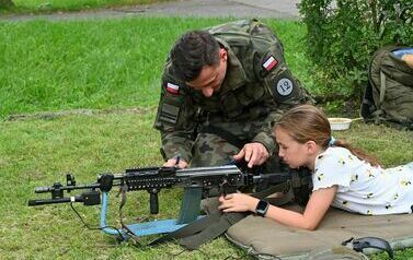 IX  PIKNIK MILITARNY 31