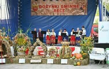 DOŻYNKI W GMINIE RECZ 3