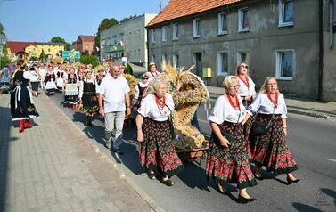 DOŻYNKI GMINNE W DRAWNIE 9