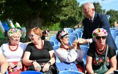 DOŻYNKI W GMINIE KRZĘCIN 20