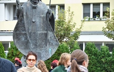 &bdquo;Święty Jan Paweł II. Ewangelia starości i cierpienia&rdquo;  16