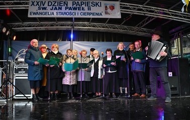 &bdquo;Święty Jan Paweł II. Ewangelia starości i cierpienia&rdquo;  35