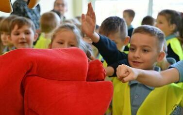 Prelekcje dotyczących bezpieczeństwa na drodze 12