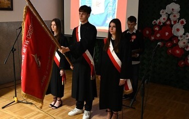 NARODOWE ŚWIĘTO NIEPODLEGŁOŚCI 37