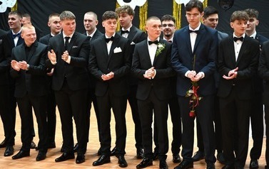 &bdquo;POLONEZA CZAS ZACZĄĆ..&rdquo; 34