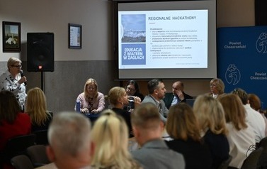 Debata powiatowa &bdquo;Kurs na rozw&oacute;j&rdquo; w Powiecie Choszczeńskim! 12
