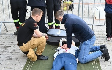 POWIATOWE OBCHODY DNIA STRAŻAKA 21