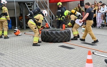 POWIATOWE OBCHODY DNIA STRAŻAKA 31
