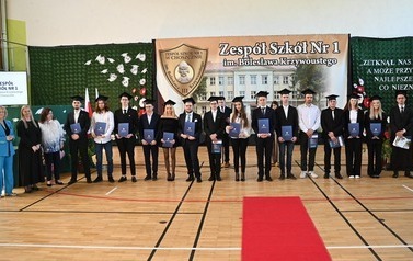 Pożegnania klas maturalnych ZS1 w Choszcznie 11