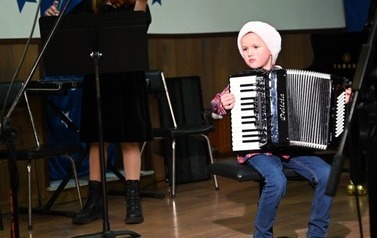 &bdquo;Dalej, dalej pędzą sanie&rdquo; 16