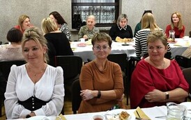Wigilijne spotkania i jasełka w plac&oacute;wkach powiatowych 12