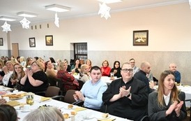 Wigilijne spotkania i jasełka w plac&oacute;wkach powiatowych 27