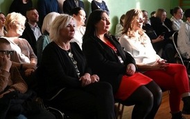 Wigilijne spotkania i jasełka w plac&oacute;wkach powiatowych 42