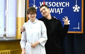 Wigilijne spotkania i jasełka w plac&oacute;wkach powiatowych 46