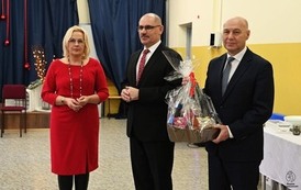 Wigilijne spotkania i jasełka w plac&oacute;wkach powiatowych 57