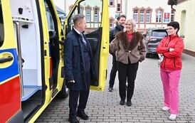 Samodzielny Publiczny Zakład Opieki Zdrowotnej w Choszcznie wzbogacony o nowy ambulans 6