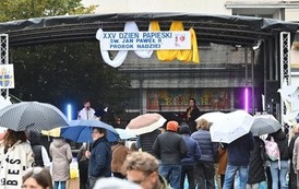 XXV Dzień Papieski pod hasłem &bdquo;Św. Jan Paweł II. Prorok nadziei&rdquo; 39