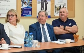 Posiedzenie Powiatowej Rady Rynku Pracy 9