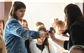 "Razem przeciw przemocy r&oacute;wieśniczej" 12