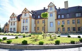 Nowa przestrzeń przy DPS w Brzezinach 9