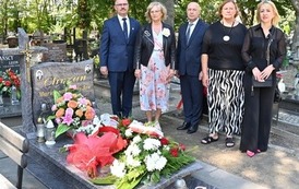 Wsp&oacute;lna pamięć, wsp&oacute;lny obowiązek 1