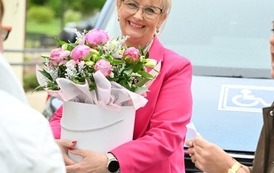 Nowy mikrobus dla Domu Pomocy Społecznej w Brzezinach 9