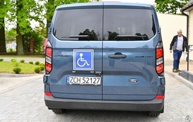 Nowy mikrobus dla Domu Pomocy Społecznej w Brzezinach 13