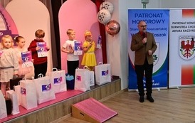 Alicja Cebula z Myśliborza z Grand Prix przeglądu muzycznego 3