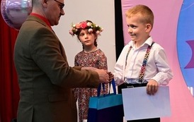Alicja Cebula z Myśliborza z Grand Prix przeglądu muzycznego 6
