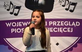 Alicja Cebula z Myśliborza z Grand Prix przeglądu muzycznego 15